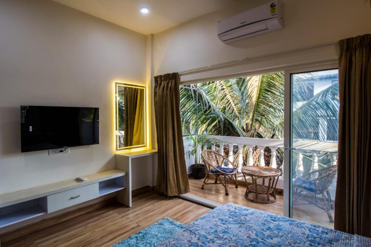 The Me Ra Kee House Hotel Morjim Buitenkant foto